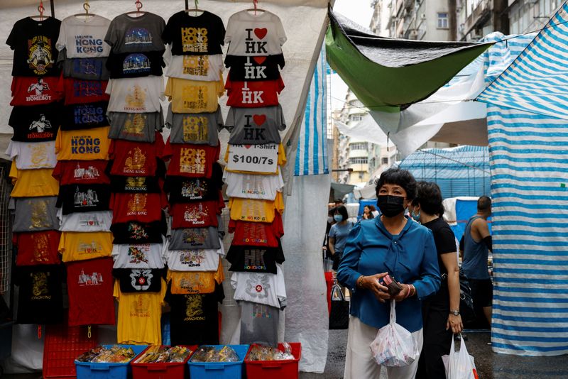 Hong Kong Q4 GDP expands 2.4% y/y, slightly faster than forecast