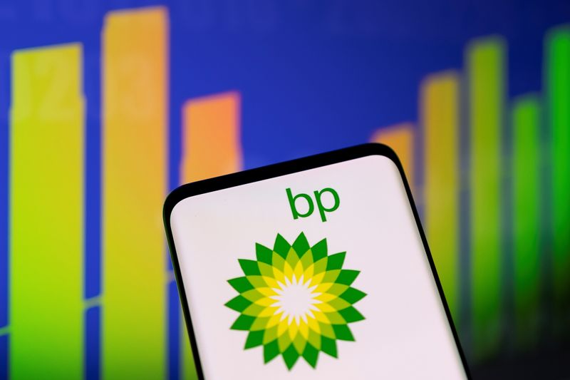 BP shares hit highest since August on news of Elliott stake