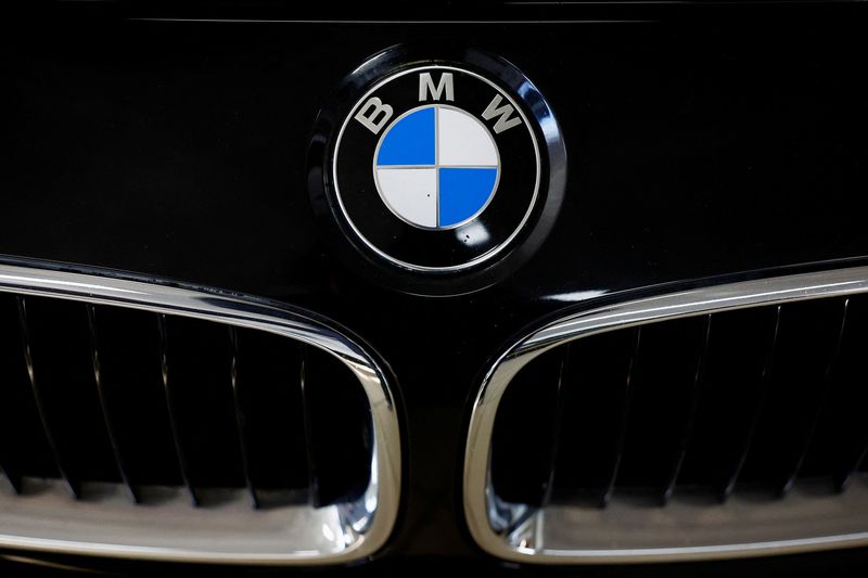 BMW foresees earnings hit as Europe counts the early cost of tariffs