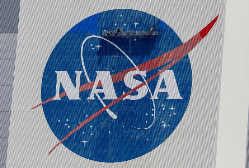 NASA gets extra week to submit mass layoff plan given busy mission workload