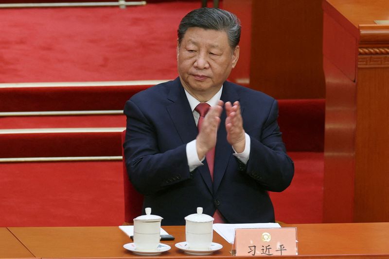 Foreign CEOs to flock to China for key summit, Xi meeting, sources say