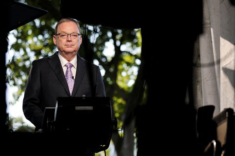 US fourth-quarter GDP could be negative if shutdown drags on, White House economic adviser says
