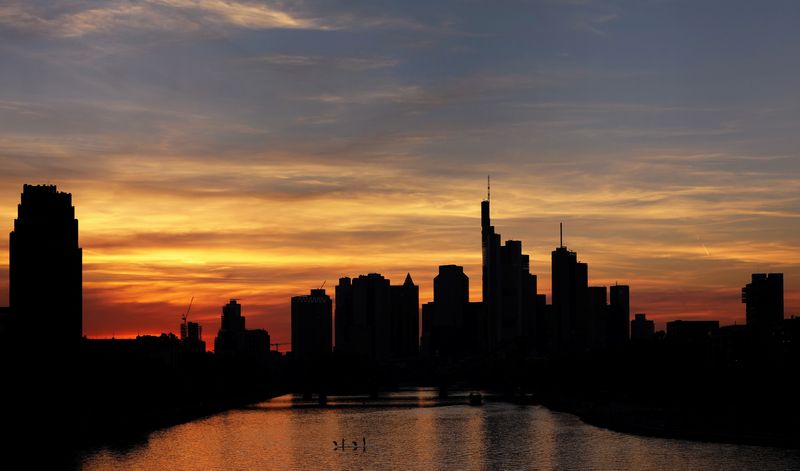 Euro zone investor morale worsens further than expected