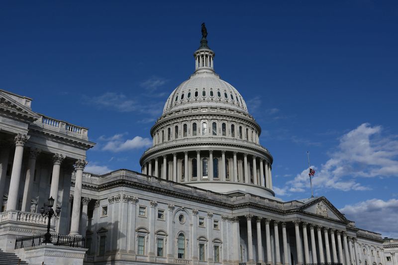 US Senate compromise sets stage for end to government shutdown
