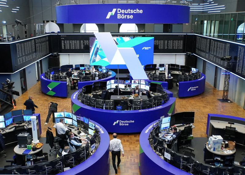 European shares gain with focus on earnings, US shutdown deal