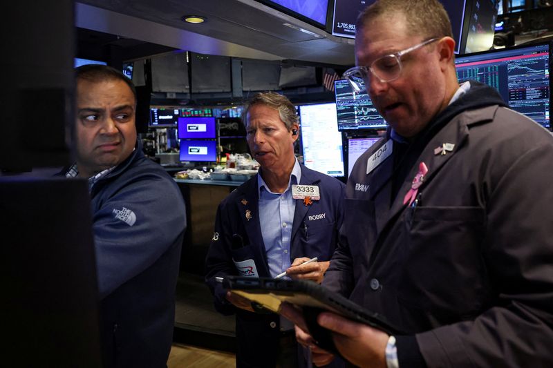 Morning Bid: Tech bounce stalls