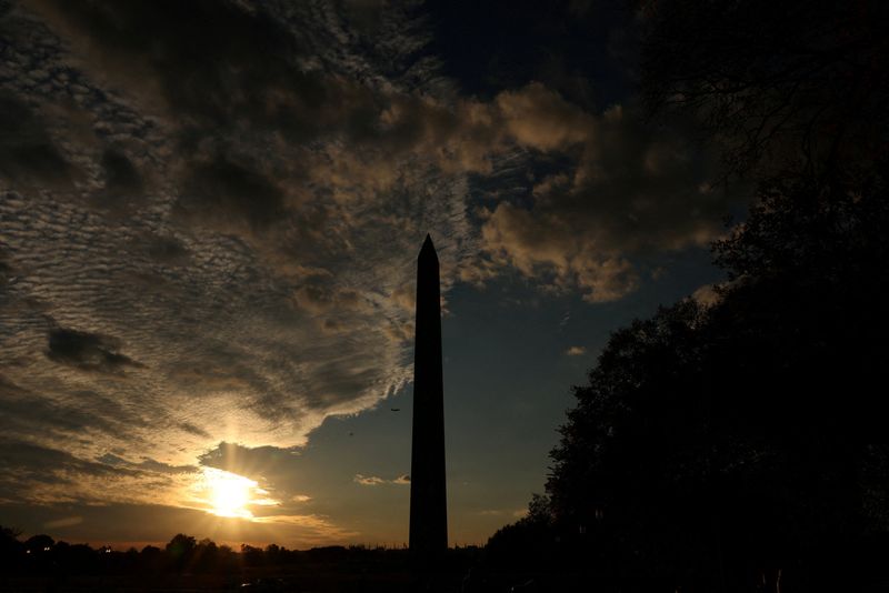 US House returns to Washington for vote to end government shutdown