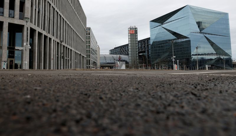 German companies abroad are more optimistic than those at home, survey shows