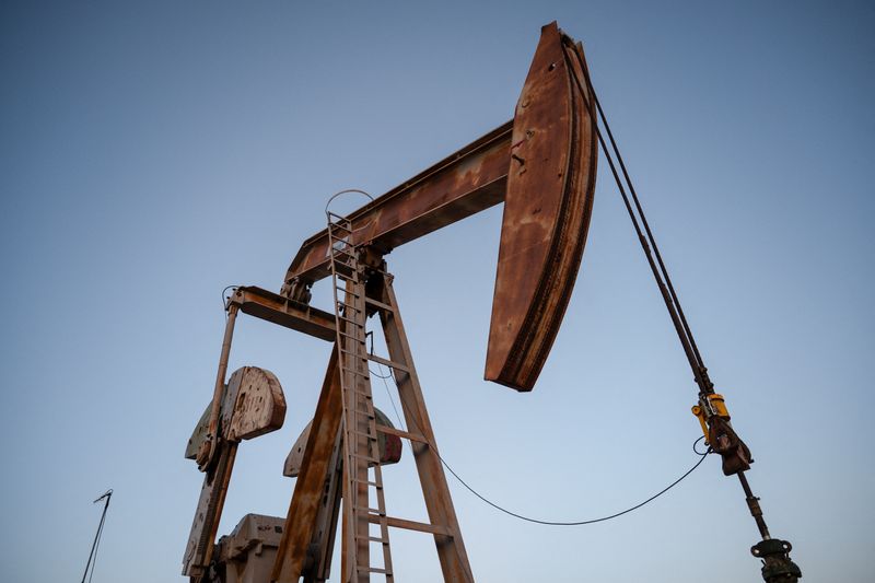 Oil rebounds as deadline on US sanctions waiver looms
