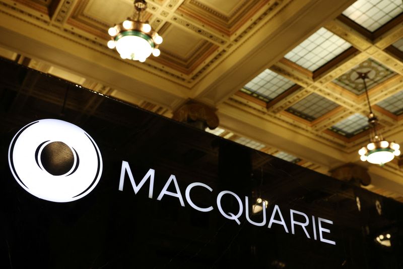 Macquarie offers to acquire Qube Holdings at enterprise value of $7.49 billion