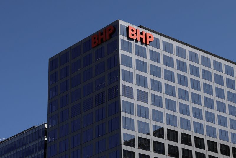 BHP must get over Anglo, focus on growth projects, investors say