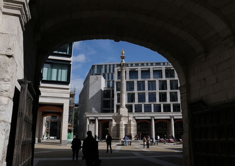 FTSE 100 edges down with consumer staples, industrials stocks dragging