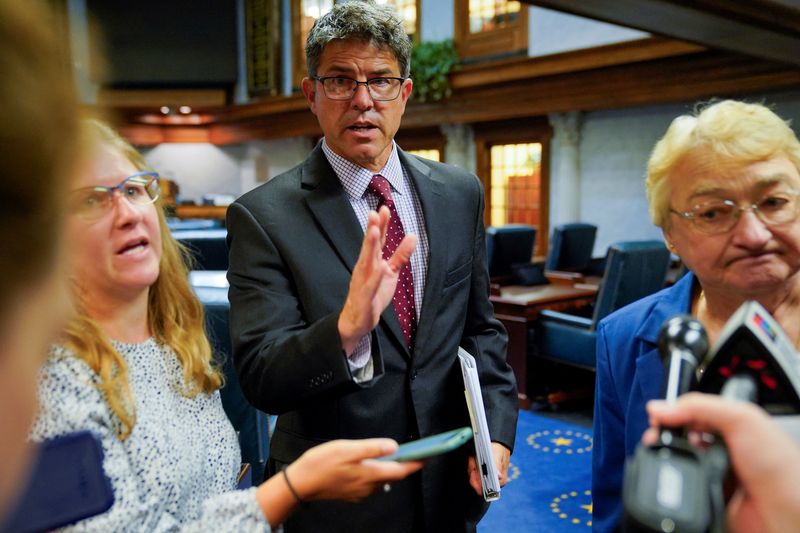 In reversal, Indiana Republicans will weigh Trump's push for new congressional map