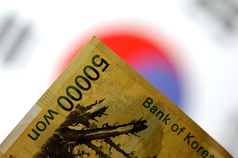 South Korea finance chief vows FX stability, but offers no near-term measures