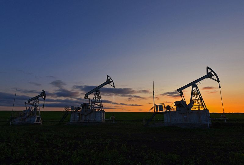Brent little changed as investors zoom in on Russia-Ukraine talks, OPEC+