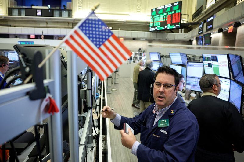 Morning Bid: A far from quiet end to the year 