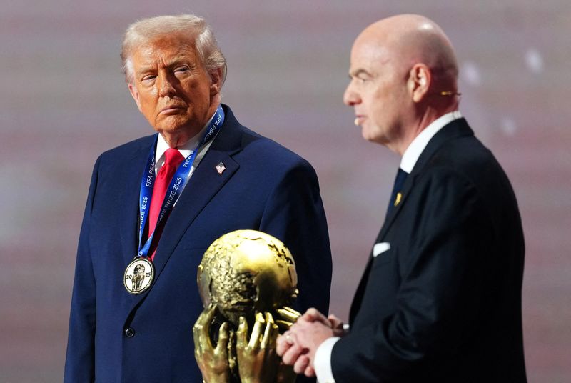 Trump says he will talk trade with leaders of Mexico, Canada at World Cup draw
