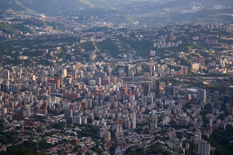 Top Trump aides brief Congress, as Trump open to broader Latin America campaign