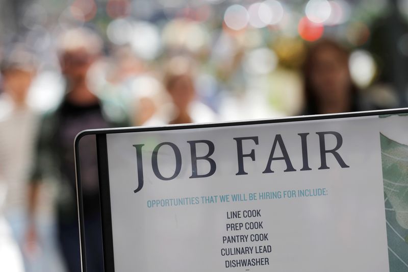 US job growth beats expectations in November; unemployment rate at 4.6%