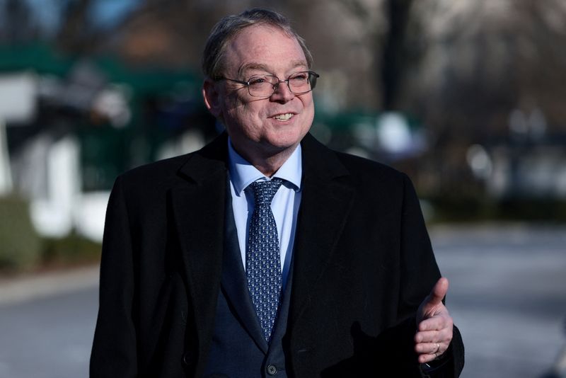 Some Trump officials cast doubts on Hassett for Fed chair, Politico reports