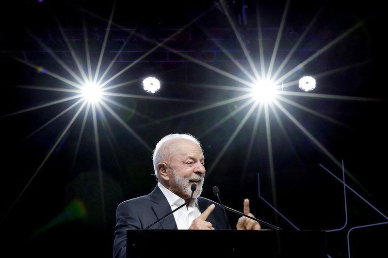 Brazil threatens to abandon Mercosur-EU deal as Italy, France seek delay