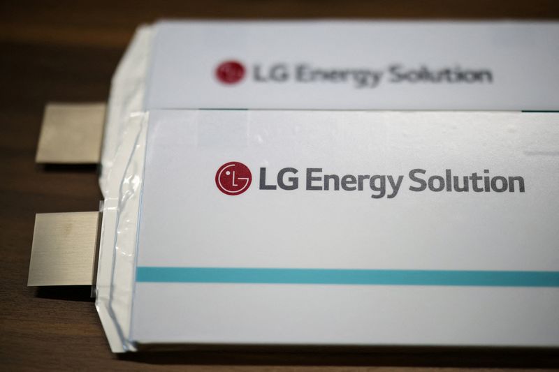 Shares in South Korea’s LGES drop more than 7% after Ford cancels EV battery deal