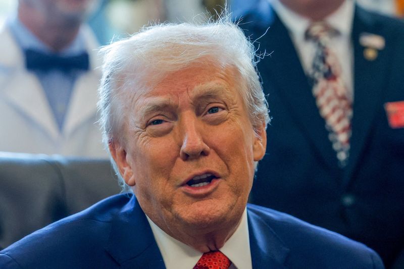 Trump says ’getting close to something’ ahead of US, Russia talks on Ukraine