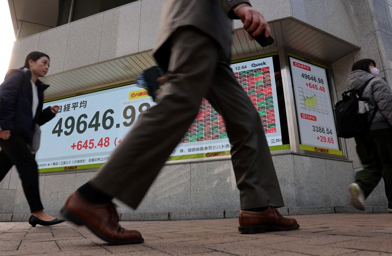 Japan’s savers get to party like it’s 1999