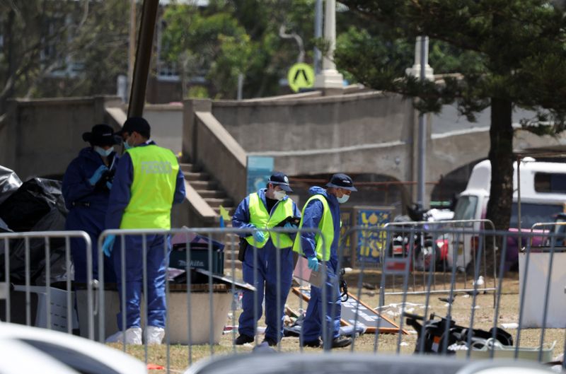 Australian teen wounded while shielding children during Bondi attack says she is not a hero