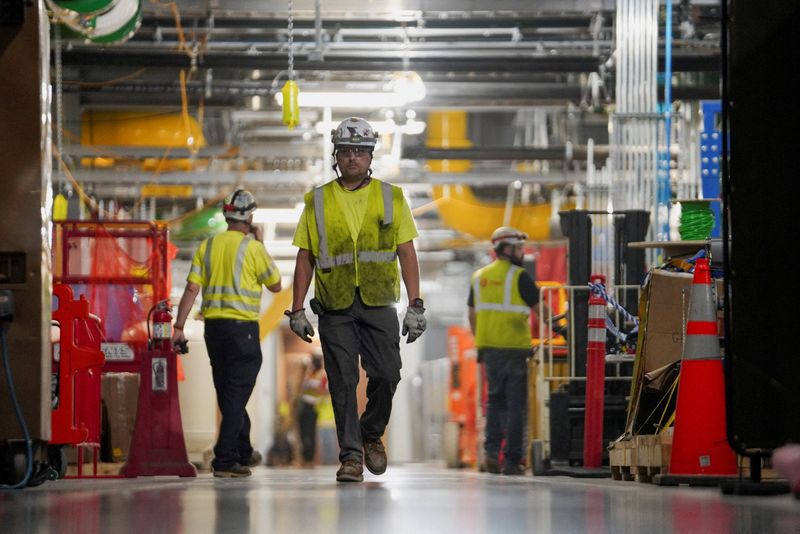 US economic growth likely remained strong in third quarter