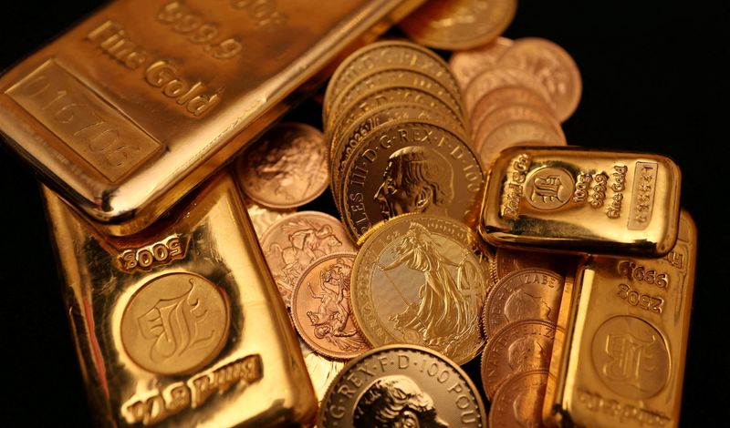 Factbox-How investors buy gold and what fuels the market