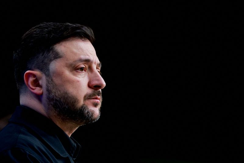 Zelenskiy says he will meet Trump on Sunday to discuss Ukraine territory, guarantees