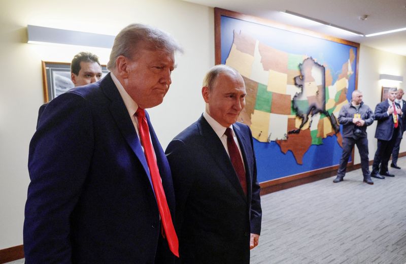 Kremlin says Ukraine should withdraw troops from Donbas, and a Putin-Trump call expected soon