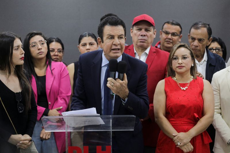 Honduras’ presidential runner-up Nasralla challenges loss