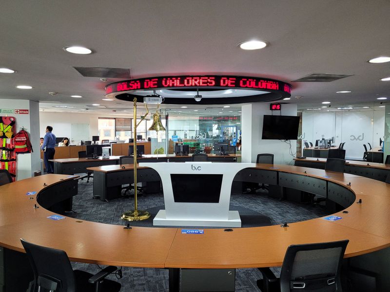Major players in Colombian debt market sound alarm over off-market operations