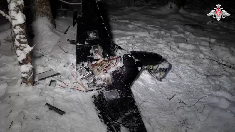Ukraine, EU officials dismiss alleged attack on Putin residence