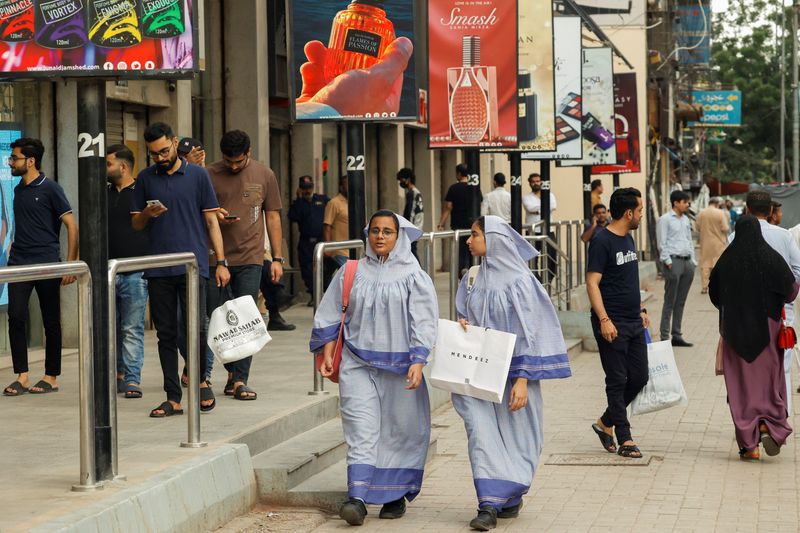Pakistan CPI inflation slows to 5.6% y/y in December
