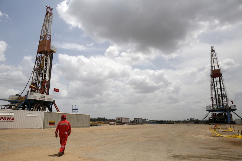 Analysis-No quick wins in tapping Venezuela’s oil reserves