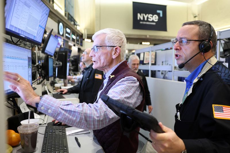 Activist investors set record number of campaigns in 2025, Barclays data shows