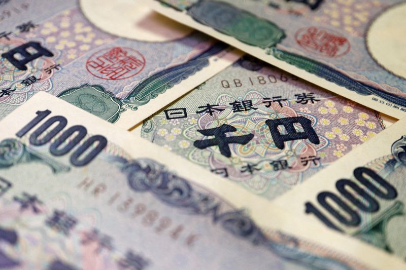Japan’s cash in circulation falls for first time in 18 years in 2025 on BOJ stimulus exit