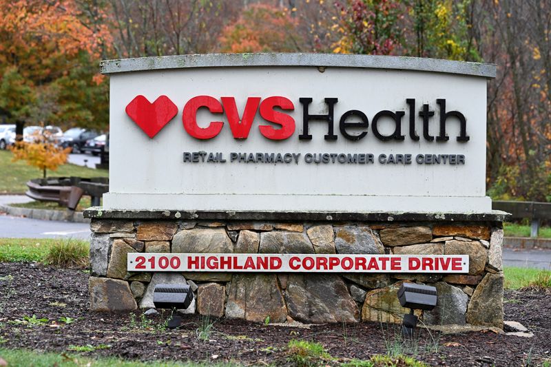 US lawmakers seek testimony from five health insurers