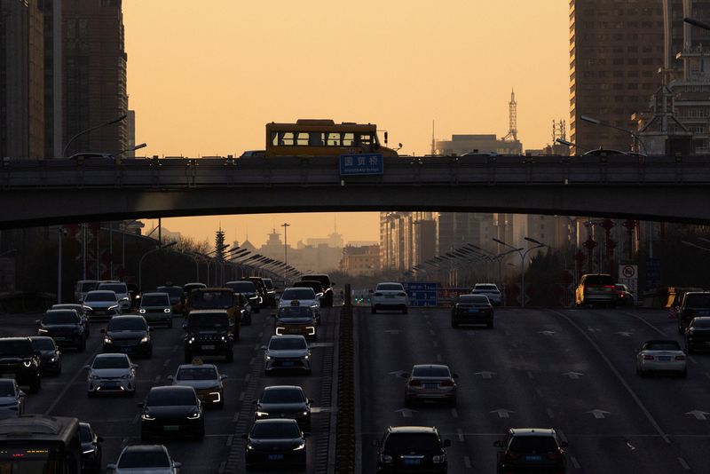 China’s car sales clock slowest growth in 3 years, exports strong