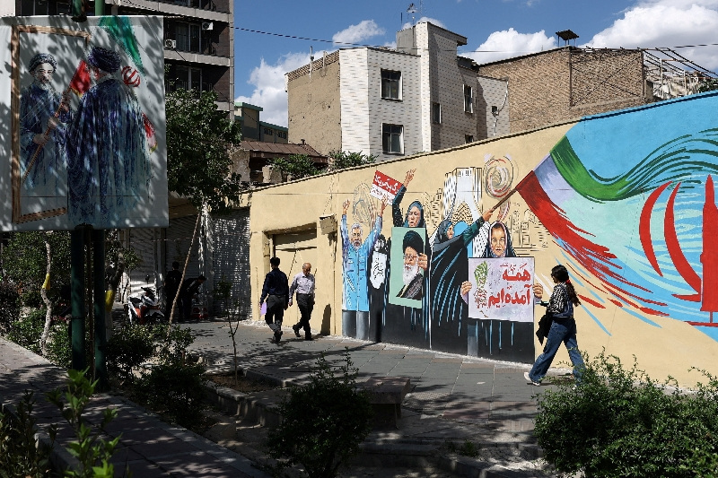 Analysis-No deal, no exit: How US-Iran standoff risks fresh conflict