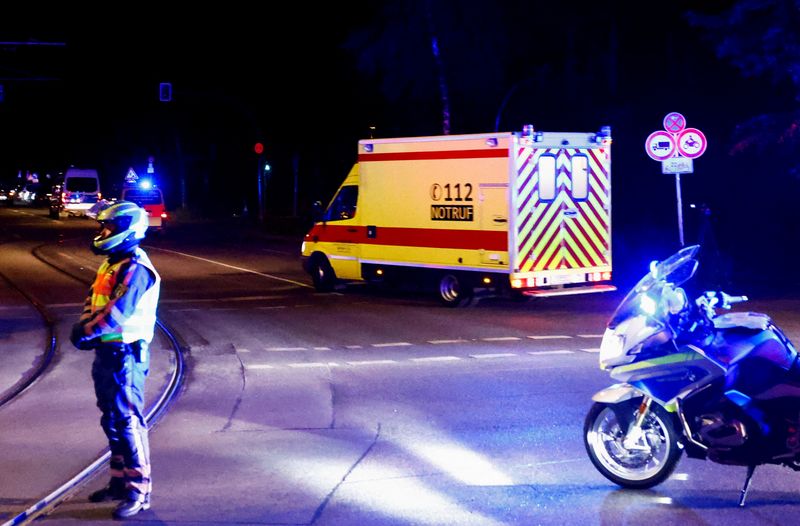 Family of US Ebola patient admitted to Berlin isolation ward
