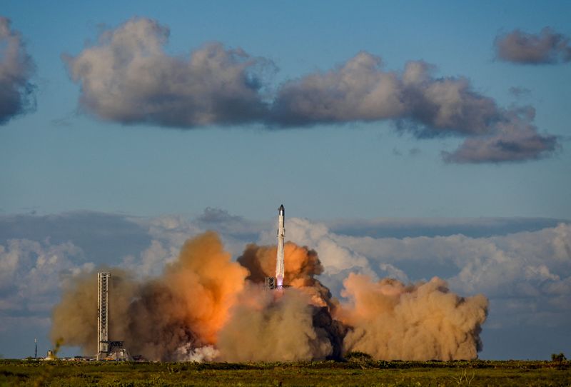 Analysis-SpaceX IPO bets $2 trillion on Musk’s ambitious rockets-to-AI vision