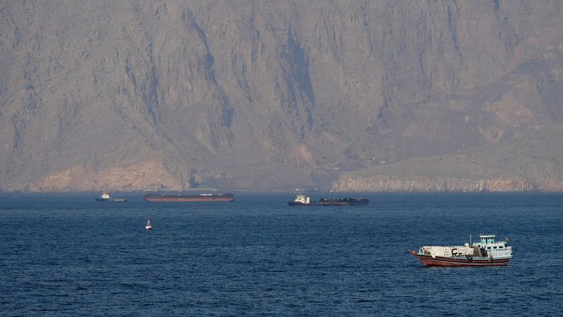 China oil import cut, higher US exports wrongfoot market bulls