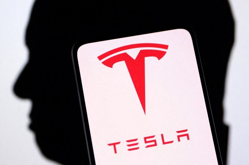 Japan to court Tesla on Nissan investment, FT reports