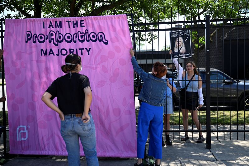 US Supreme Court rebuffs free speech challenge to abortion clinic buffer zone