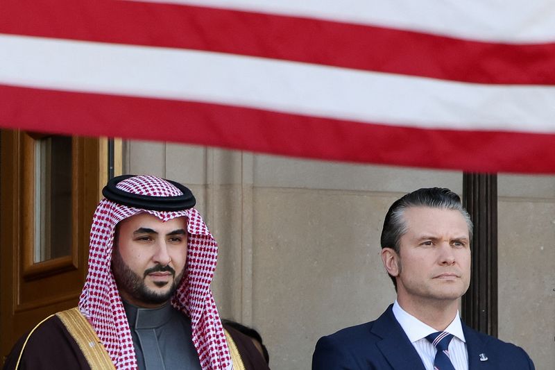 Saudi defence minister, U.S. defense secretary discuss cooperation in Washington