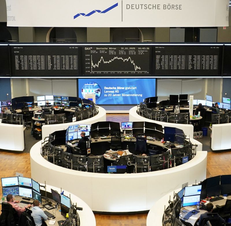European shares near record peak as US-Ukraine deal, AB InBev boost sentiment